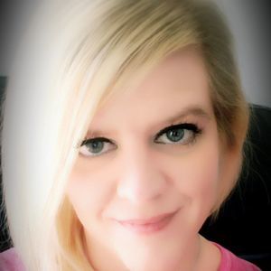 Meet your Posher, Deborah